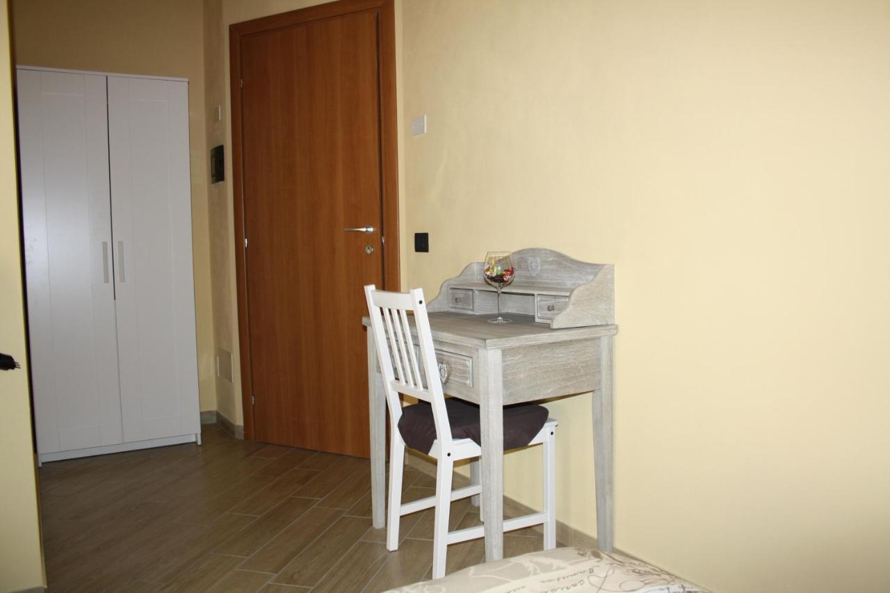 B & B La Casa Di Nuvola Cantù Eksteriør bilde